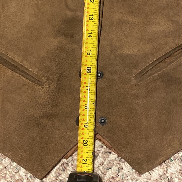 Pan-Asia Genuine Leather Vest - Picture 7 of 11